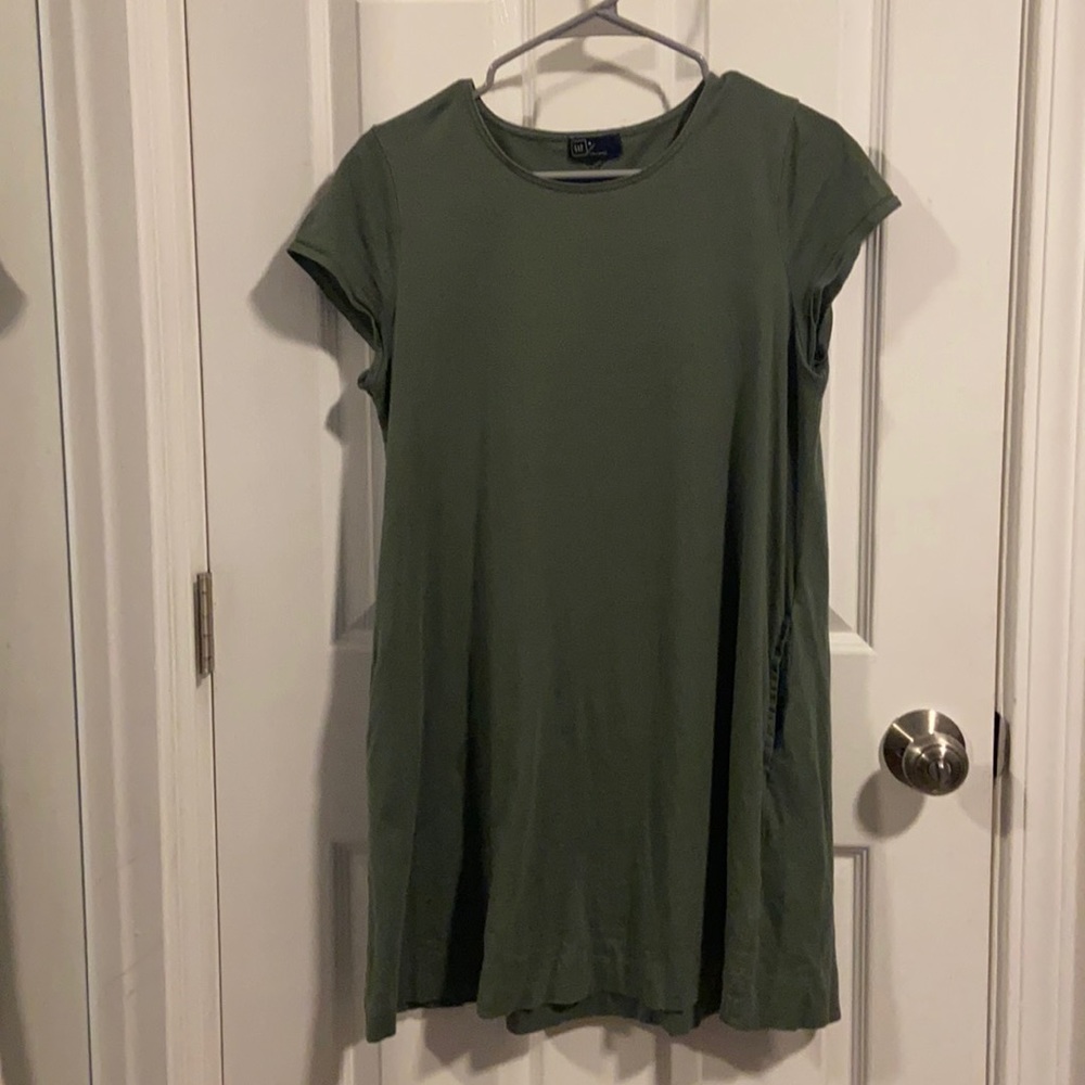 Gap t-shirt dress with pockets